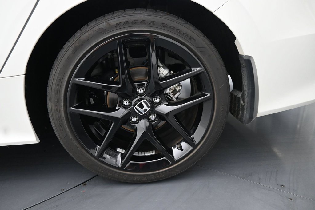 Used 2025 Honda Civic Sport image 15