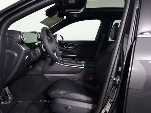 New 2026 Mercedes-Benz GLC 300 image 5