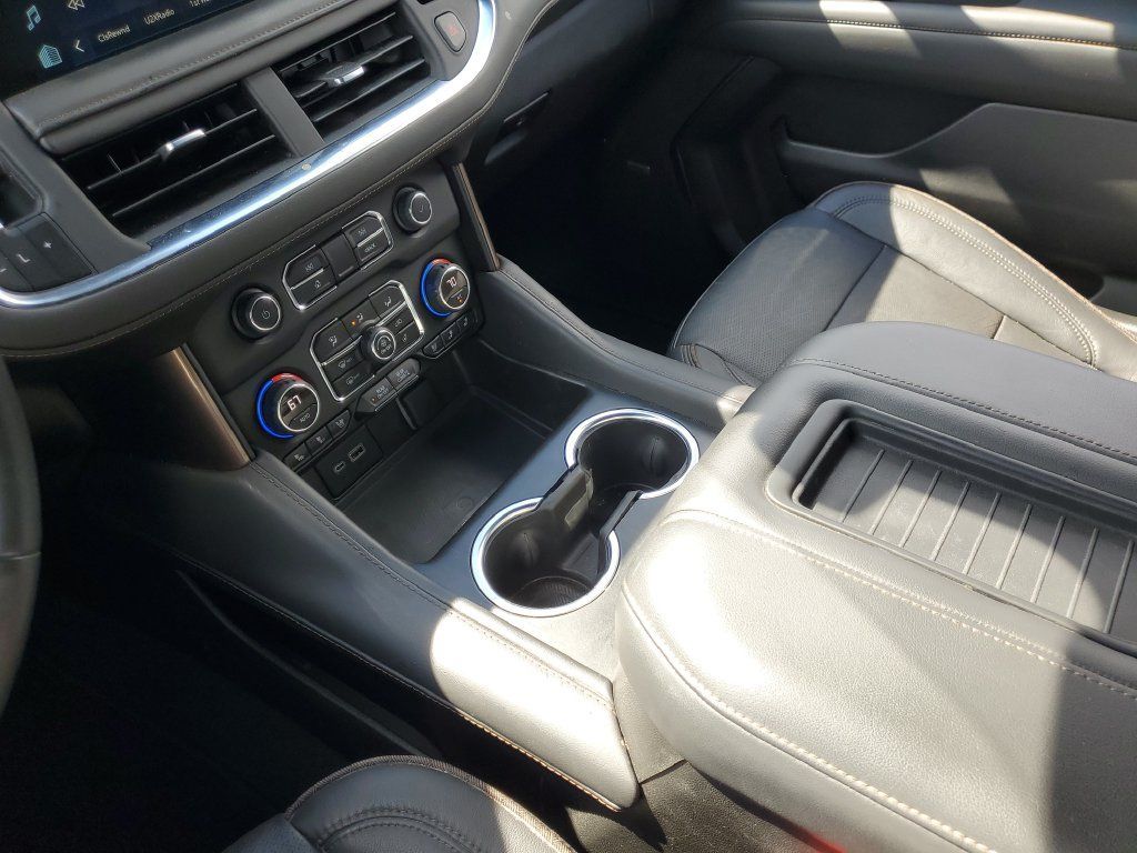 Certified 2023 Chevrolet Tahoe High Country w/ Advanced Technology Package AWD/4WD image 18