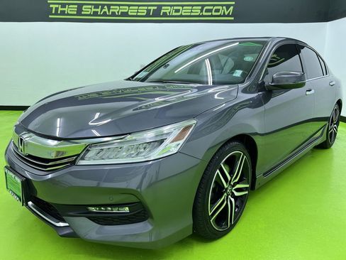 Used 2016 Honda Accord Touring image 5