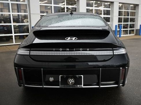 Used 2024 Hyundai Ioniq 6 SEL image 9