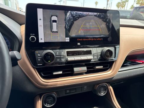 Used 2025 Toyota Grand Highlander AWD Hybrid image 35