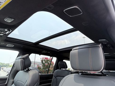 New 2026 Jeep Grand Wagoneer Summit AWD/4WD image 6