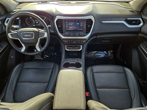 Used 2023 GMC Acadia SLT FWD image 17