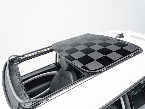Used 2013 MINI Cooper S FWD image 85