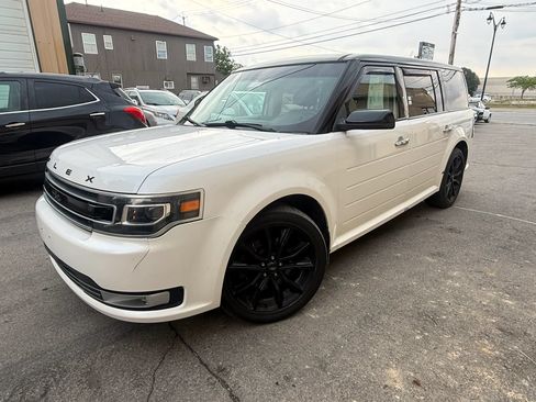 Used 2017 Ford Flex Limited w/ Limited Appearance Package AWD/4WD image 2