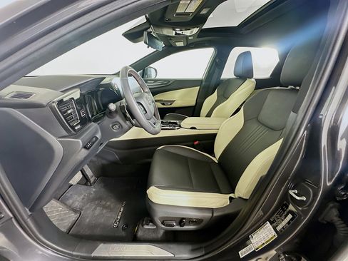 Used 2024 Lexus NX 350 AWD image 13