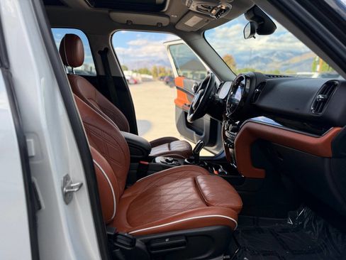 Used 2022 MINI Cooper Countryman S w/ Signature Upholstery Package image 21