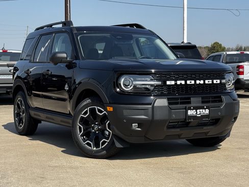 New 2026 Ford Bronco Sport Outer Banks w/ Outer Banks Tech Package+ image 2