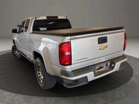 Used 2019 Chevrolet Colorado W/T w/ WT Convenience Package RWD image 3