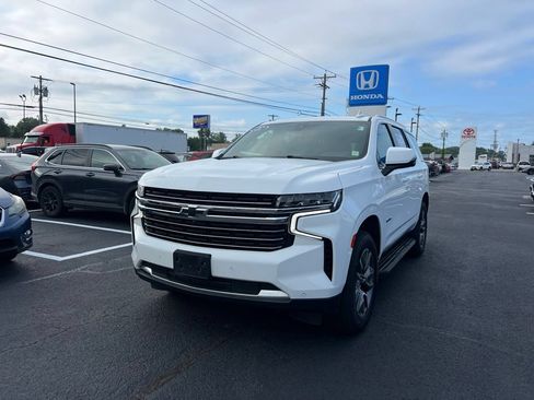 Used 2022 Chevrolet Tahoe LT w/ LT Signature Plus Package AWD/4WD image 1