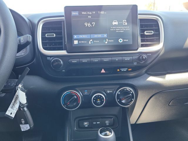 Certified 2026 Hyundai Venue SE FWD image 13