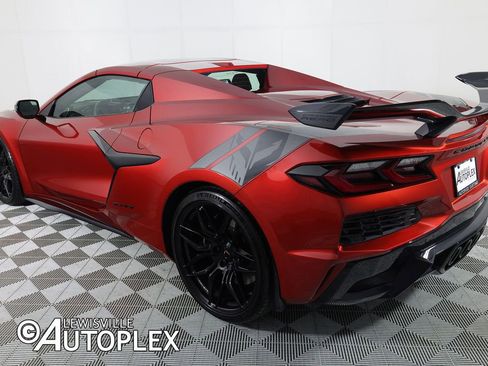 Used 2025 Chevrolet Corvette Z06 RWD image 8