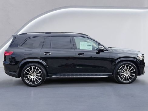 New 2026 Mercedes-Benz GLS 450 4MATIC image 3