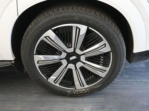 New 2025 Cadillac Escalade IQ Luxury 1 image 12