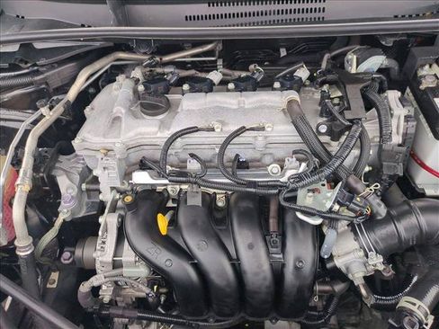 Used 2022 Toyota Corolla LE FWD image 21