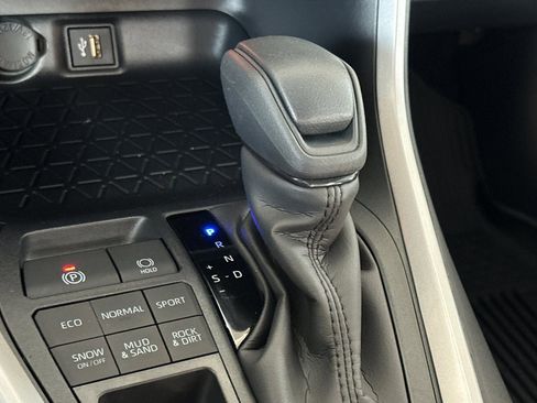 New 2025 Toyota RAV4 LE image 25