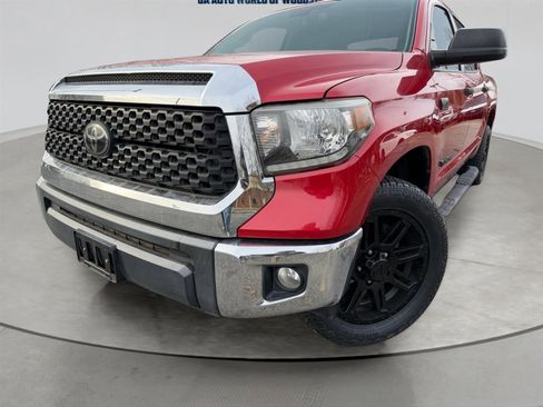 Used 2020 Toyota Tundra SR5 w/ SR5 Leather Package image 2