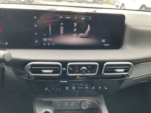 New 2026 Nissan Sentra SV w/ SV Convenience Package image 16