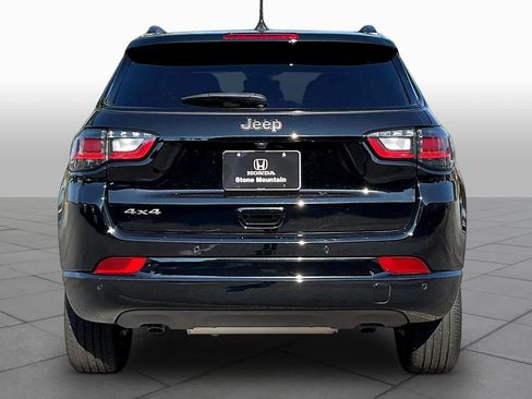 Used 2024 Jeep Compass Limited w/ High Altitude Package AWD/4WD image 9