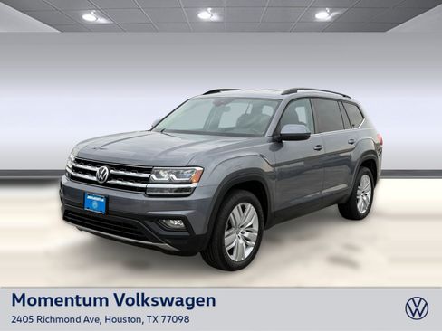 Used 2020 Volkswagen Atlas SE w/ Towing Package FWD image 1
