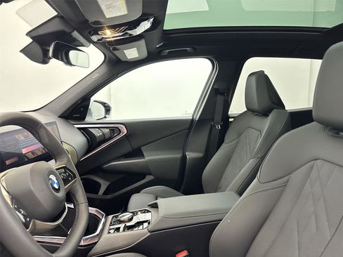 Used 2025 BMW X3 xDrive30i w/ Convenience Package image 24