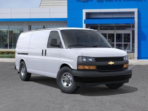 New 2026 Chevrolet Express 2500 w/ Driver Convenience Package RWD image 38