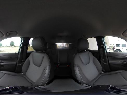 Used 2025 Buick Encore GX Preferred FWD image 41