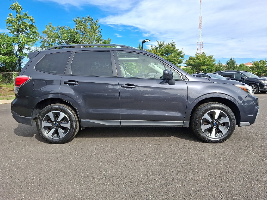 Used 2017 Subaru Forester 2.5i Premium AWD/4WD image 8