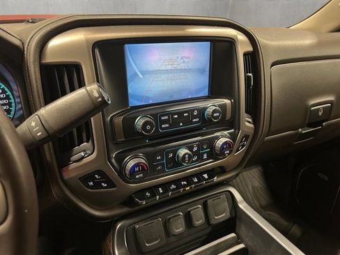 Used 2019 GMC Sierra 3500 Denali w/ Duramax Plus Package image 17