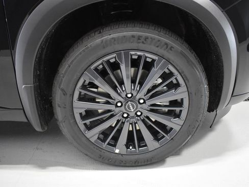 New 2026 Nissan Pathfinder SL AWD/4WD image 10