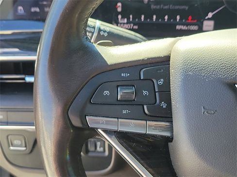 Certified 2021 Cadillac Escalade Premium Luxury image 28