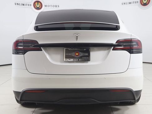 Used 2022 Tesla Model X image 56