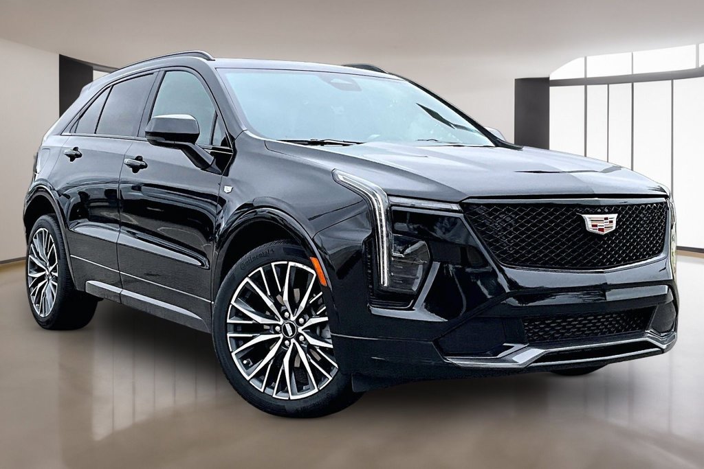 Used 2024 Cadillac XT4 Sport FWD image 11