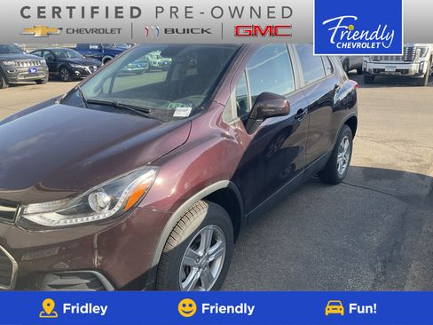 Used 2022 Chevrolet Trax LT w/ Driver Confidence Package image 1