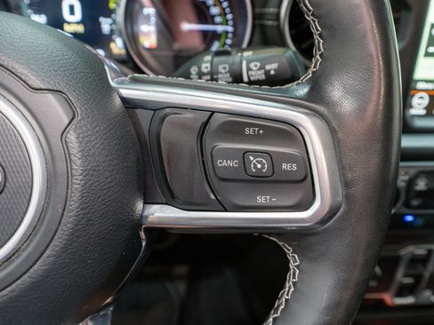 Used 2021 Jeep Wrangler Unlimited Sahara w/ Cold Weather Group image 24