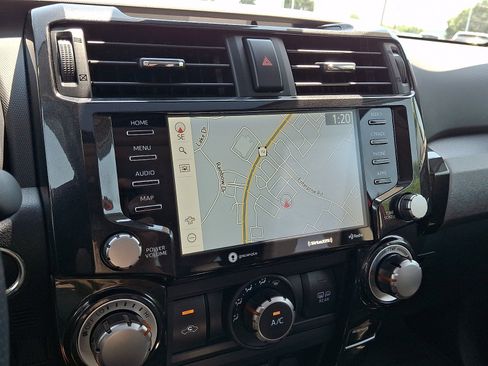 Certified 2021 Toyota 4Runner TRD Off-Road Premium w/ Moonroof Package AWD/4WD image 19