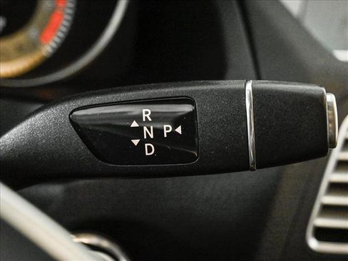 Used 2017 Mercedes-Benz E 400 4MATIC Coupe image 12