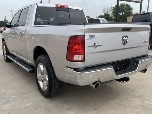 Used 2015 RAM 1500 Lone Star AWD/4WD image 4