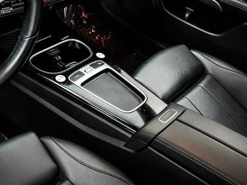 Used 2025 Mercedes-Benz CLA 250 image 21