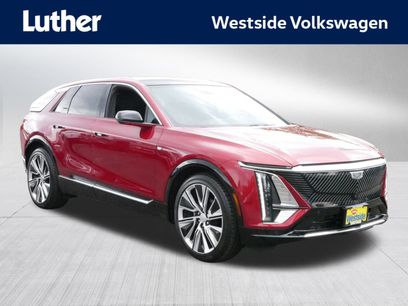 Used 2024 Cadillac Lyriq Luxury w/ LPO, Floor Liner Package