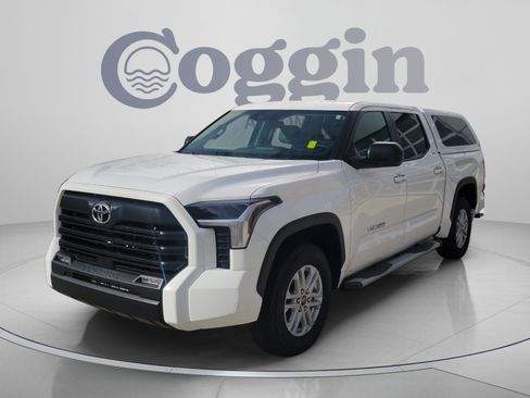 Used 2024 Toyota Tundra SR5 w/ SR5 Premium Package RWD image 1