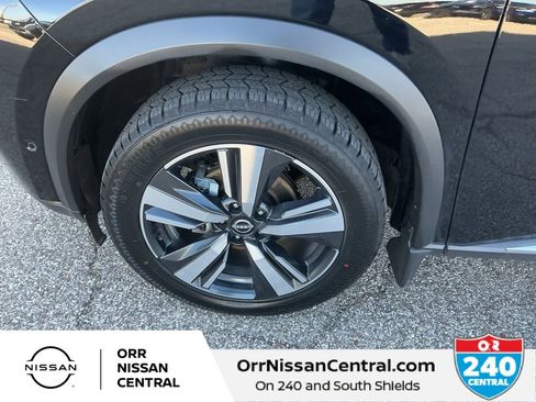 Used 2023 Nissan Rogue Platinum image 9
