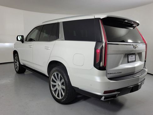 Used 2023 Cadillac Escalade Premium Luxury Platinum w/ LPO, Floor Liner Package AWD/4WD image 4