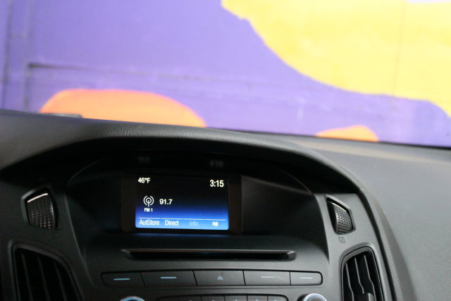 Used 2016 Ford Focus SE FWD image 19
