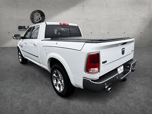 Used 2017 RAM 1500 Laramie w/ Convenience Group AWD/4WD image 8