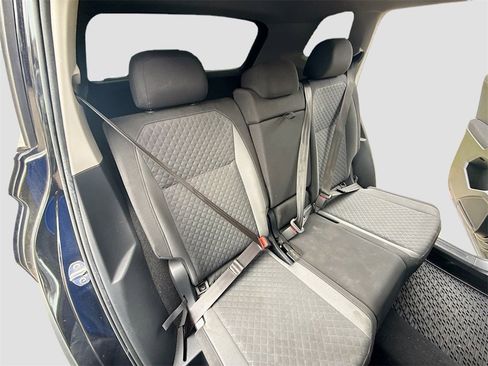 Used 2018 Volkswagen Tiguan S image 24