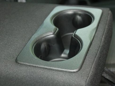 Used 2019 Jeep Cherokee Sport image 13