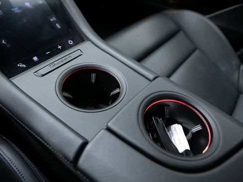 Certified 2024 Porsche Taycan GTS image 23