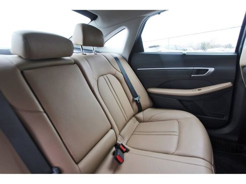 Certified 2025 Hyundai Sonata Limited image 13